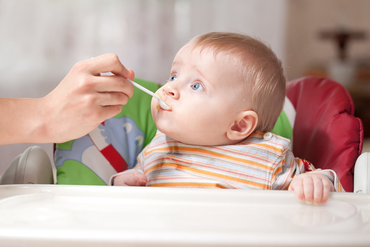 Bebeklerde Ek Gıdaya Geçişte Dikkat Edilmesi Gerekenler